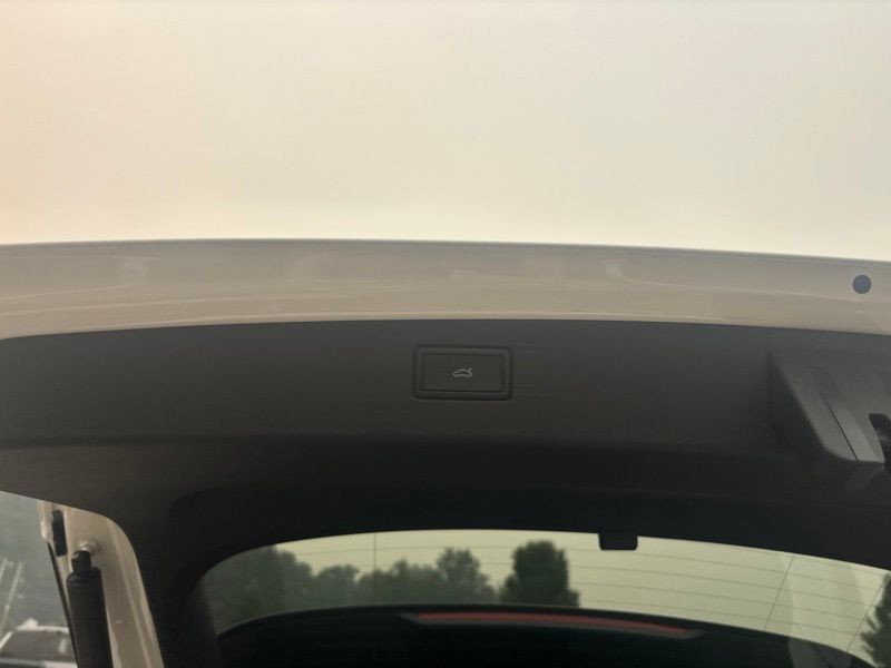 New 2026 Volkswagen Tiguan SUV
