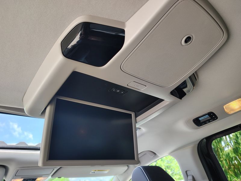 Used 2025 Honda Odyssey Van