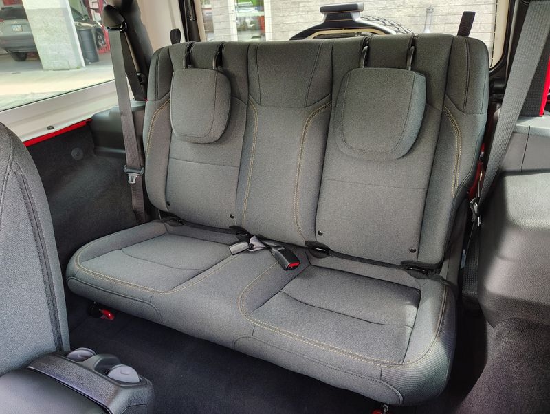 Used 2025 Jeep Wrangler SUV