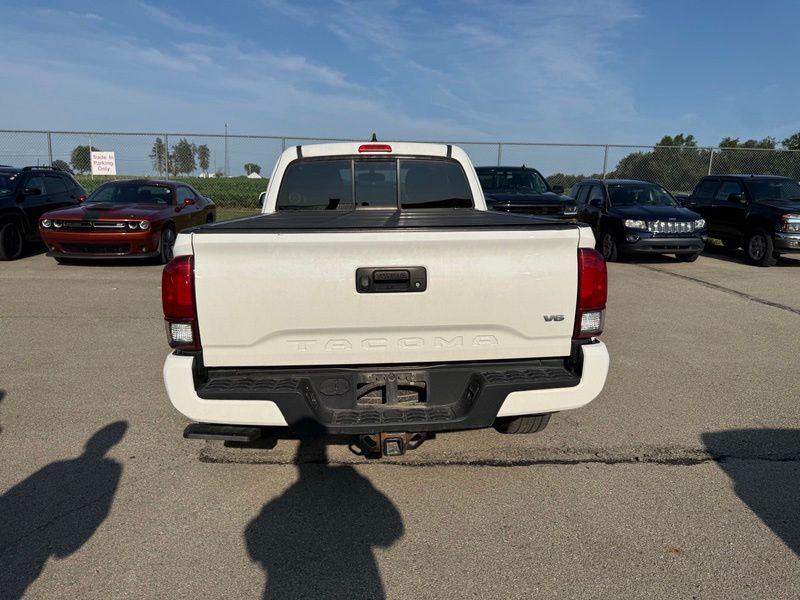 Used 2016 Toyota Tacoma Truck