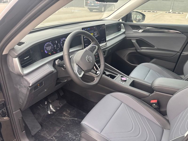 New 2026 Volkswagen Tiguan SUV