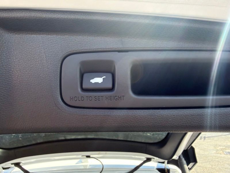 Used 2025 Honda CR-V Hybrid SUV