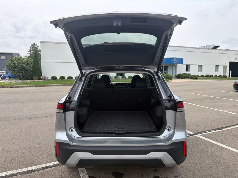 Used 2025 Volkswagen Tiguan SUV