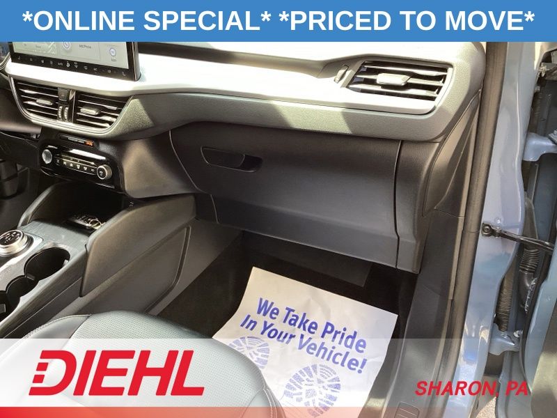 Used 2024 Ford Escape SUV