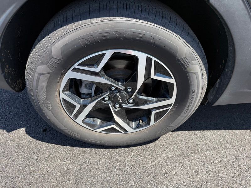Used 2025 Kia Sportage SUV