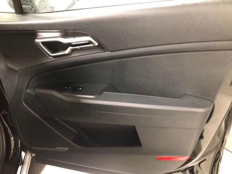 New 2026 Kia Sportage Hybrid SUV