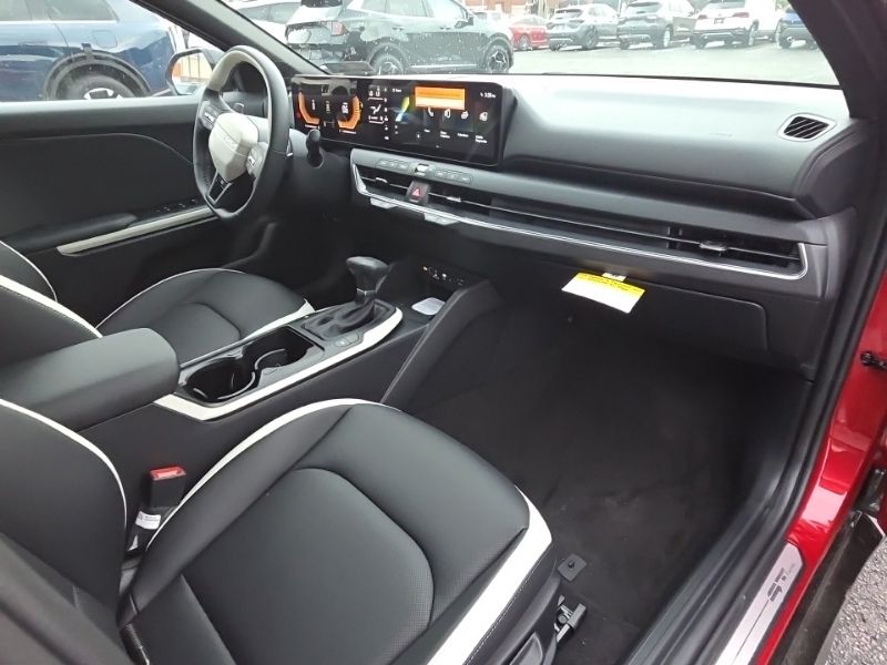 New 2026 Kia K4 Hatchback Hatchback