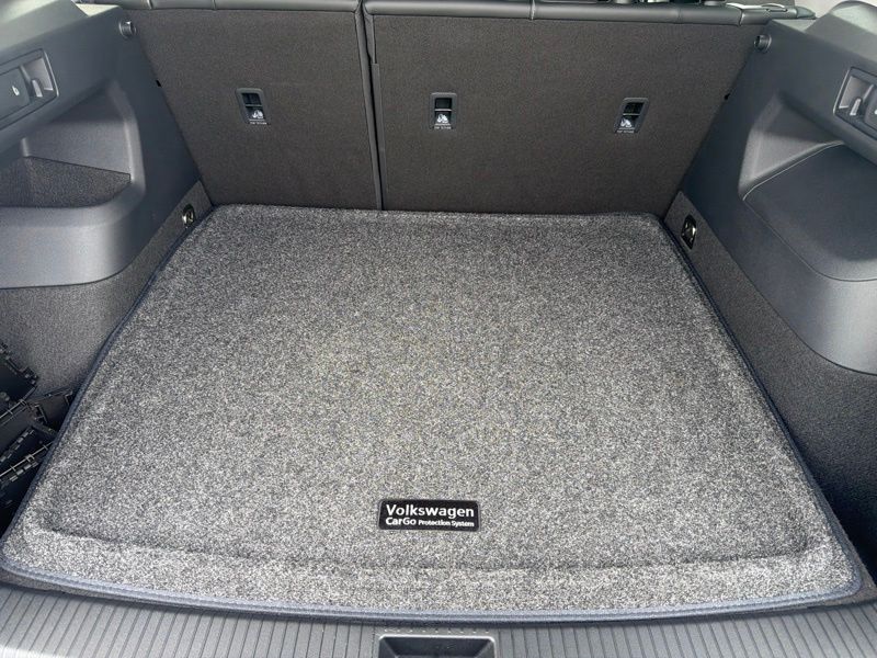 Used 2025 Volkswagen Tiguan SUV