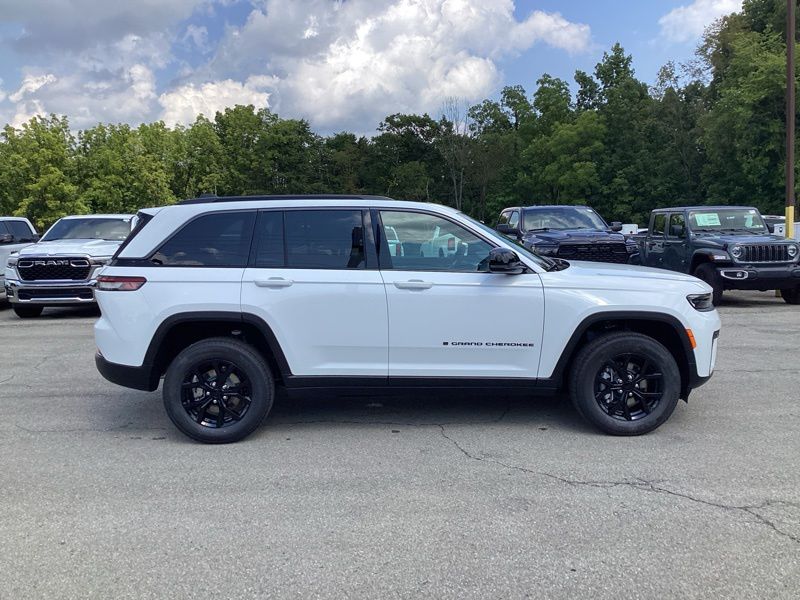New 2026 Jeep Grand Cherokee SUV