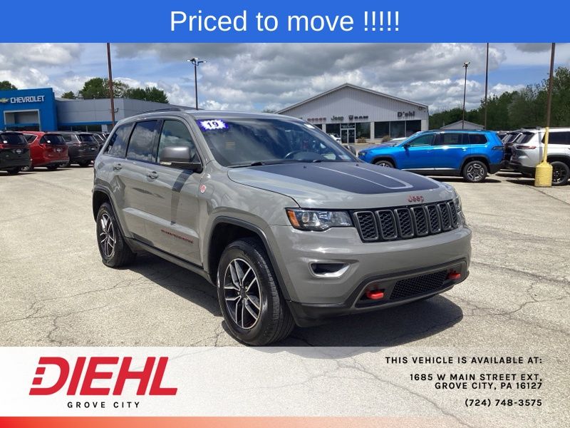 Sting-Gray Clearcoat 2019 Jeep Grand Cherokee SUV / Crossover Four-Wheel Drive 8-Speed Automatic