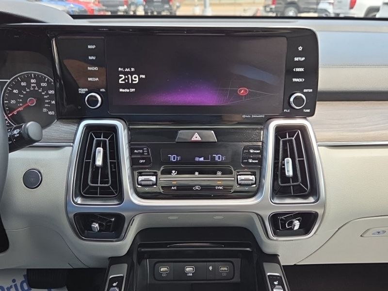 Used 2023 Kia Sorento SUV