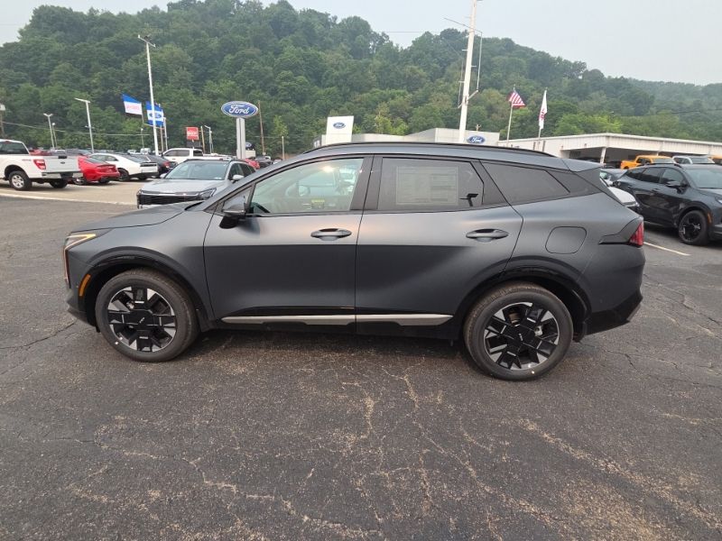 New 2026 Kia Sportage Hybrid SUV