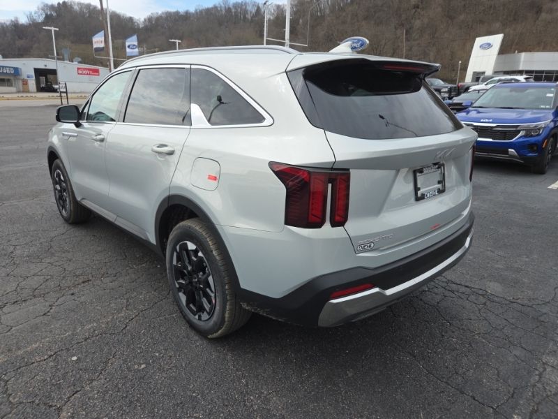 New 2026 Kia Sorento SUV