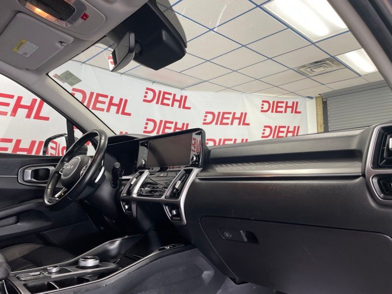 Used 2023 Kia Sorento Hybrid SUV