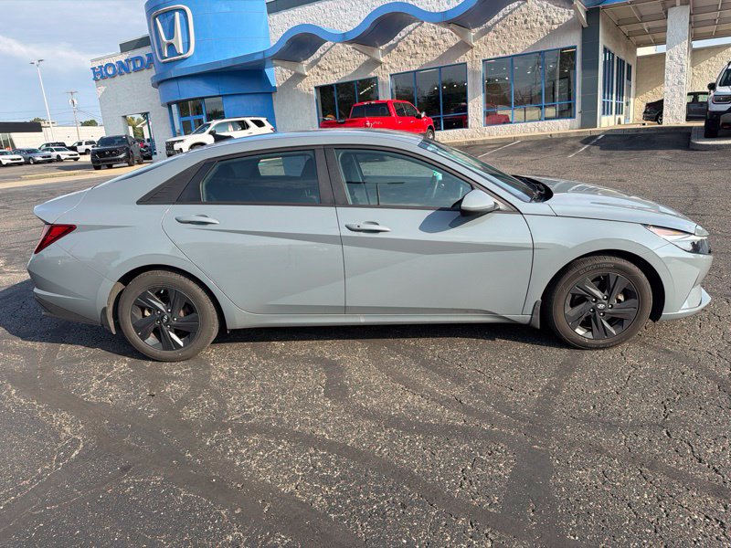 Used 2023 Hyundai Elantra Sedan