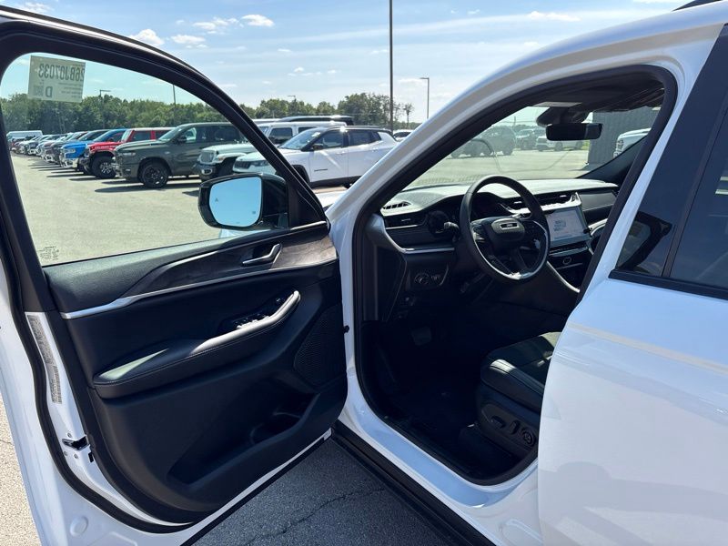 New 2026 Jeep Grand Cherokee SUV