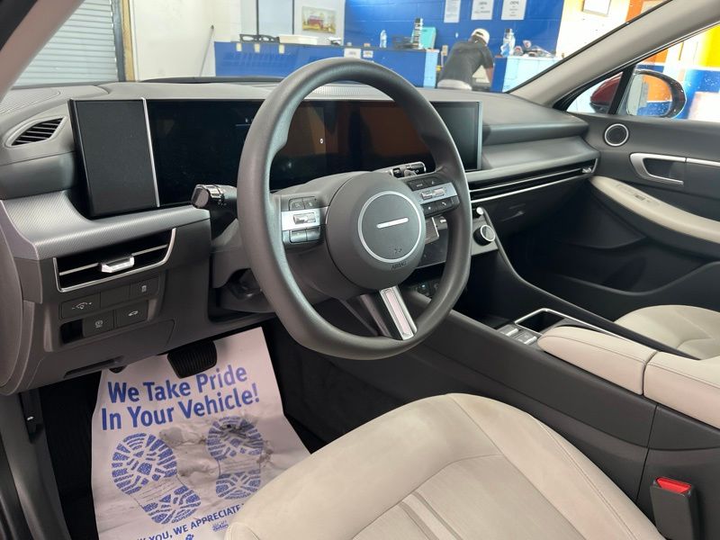 Used 2025 Hyundai Sonata Sedan