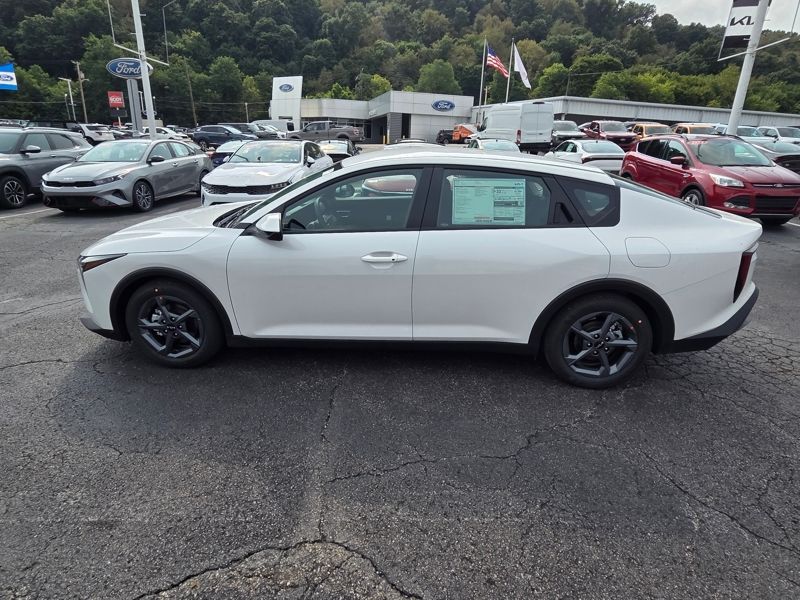 New 2026 Kia K4 Sedan