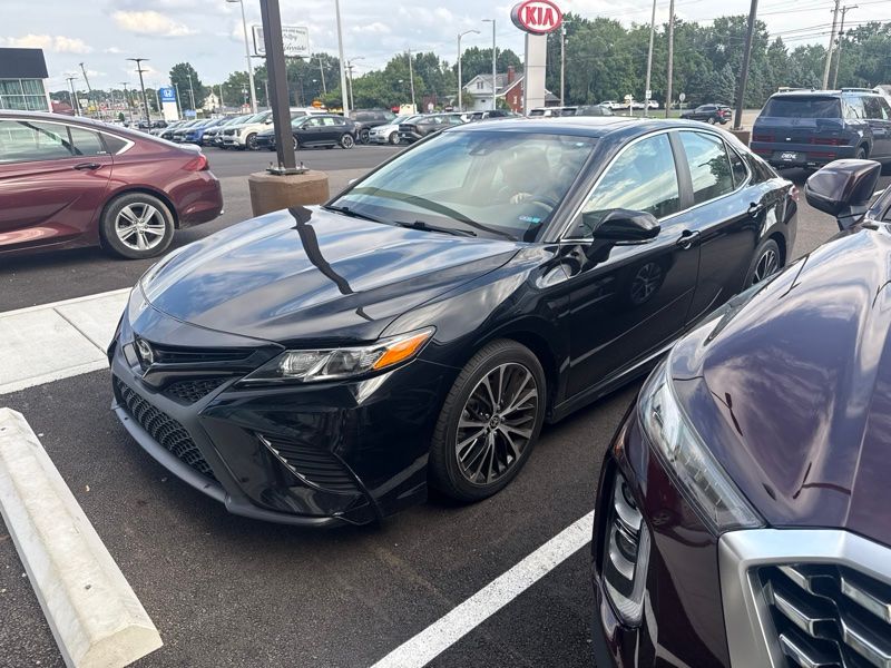 Used 2020 Toyota Camry Sedan