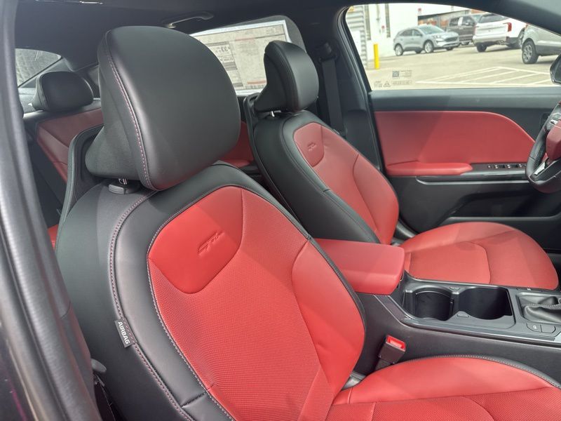 2026 Kia K4 GT-Line - Photo 13