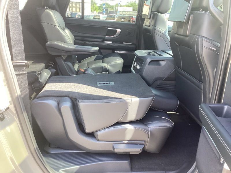 New 2027 Ford Expedition Max SUV