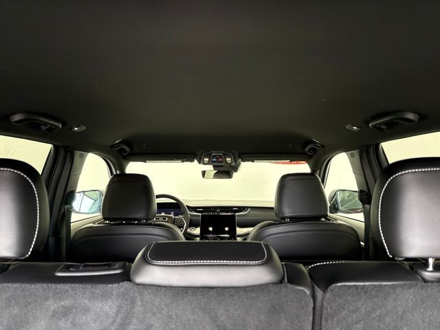 Used 2025 Jeep Grand Cherokee SUV