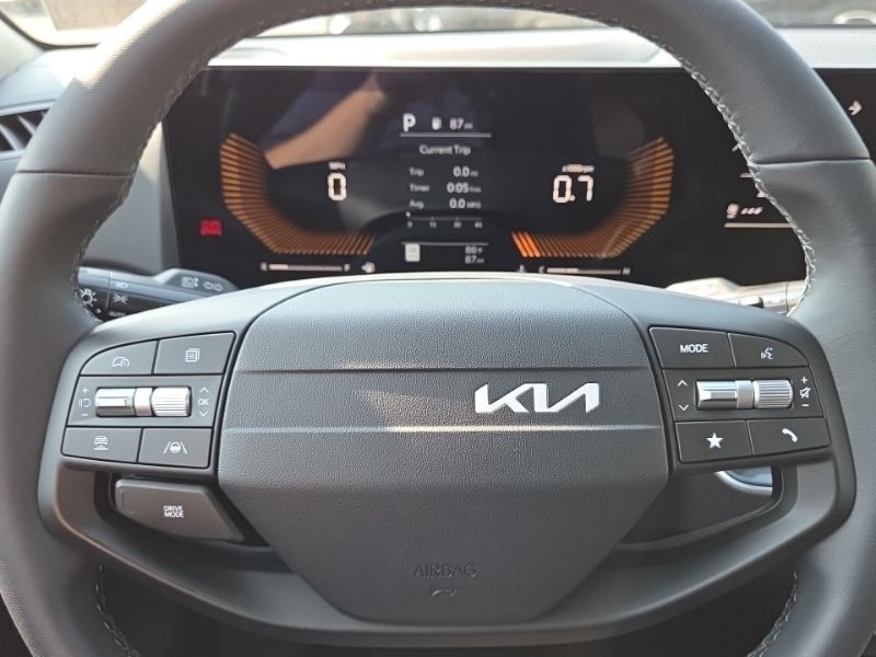 New 2026 Kia K4 Hatchback Hatchback