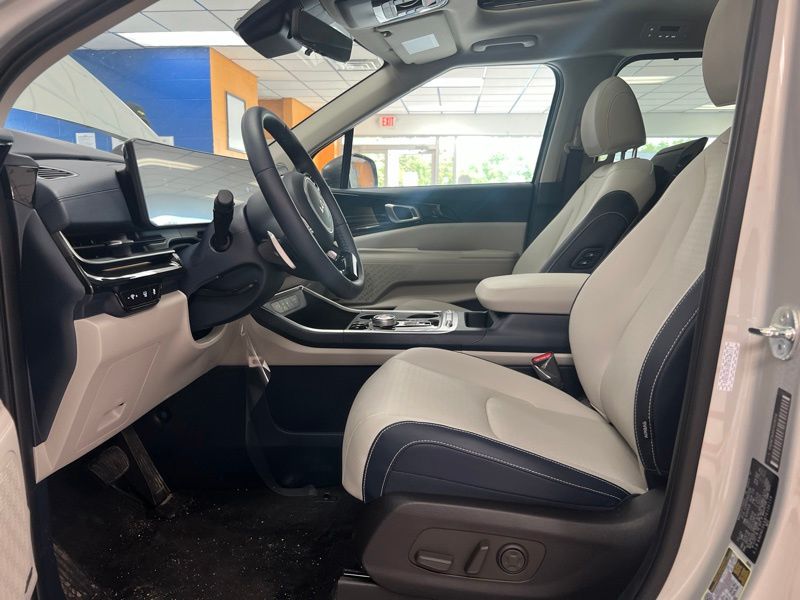 New 2026 Kia Carnival MPV Hybrid Van