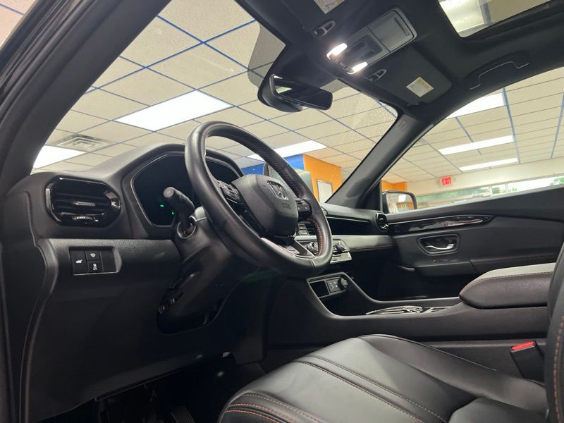 Used 2025 Honda Pilot SUV