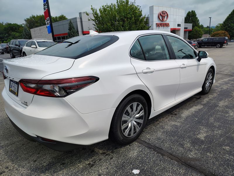 Used 2022 Toyota Camry Hybrid Sedan