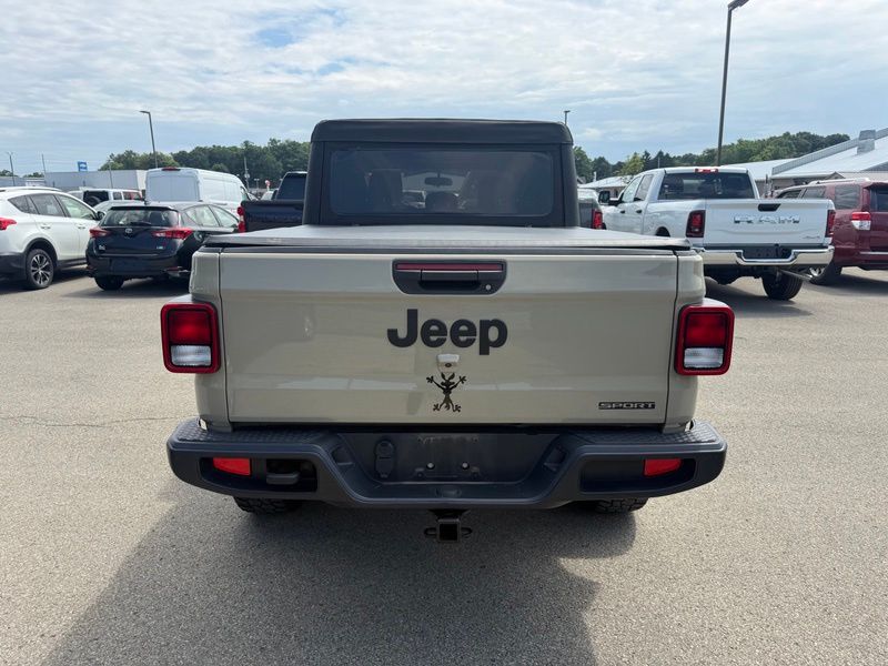 Used 2020 Jeep Gladiator Truck