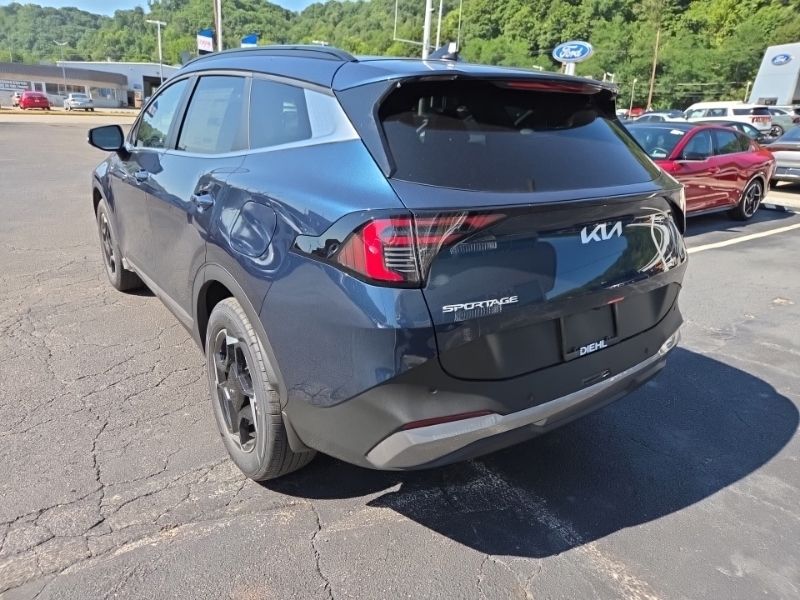New 2027 Kia Sportage Hybrid SUV