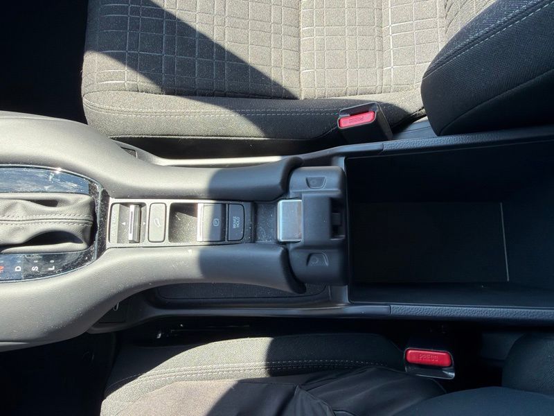 Used 2025 Honda HR-V SUV
