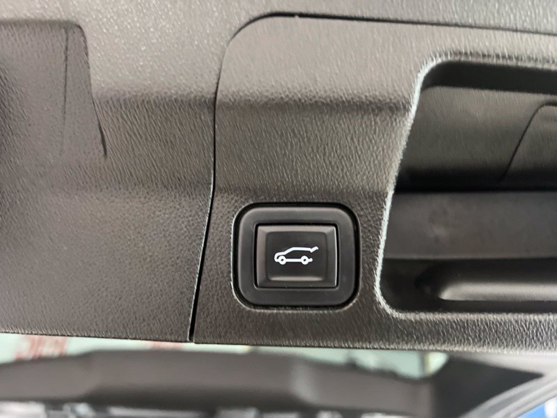 Used 2023 GMC Acadia SUV