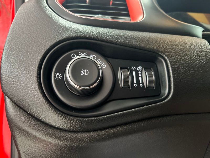 Used 2023 Jeep Renegade SUV