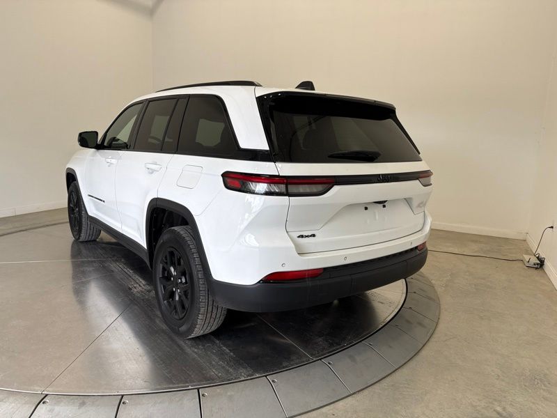 Used 2025 Jeep Grand Cherokee SUV