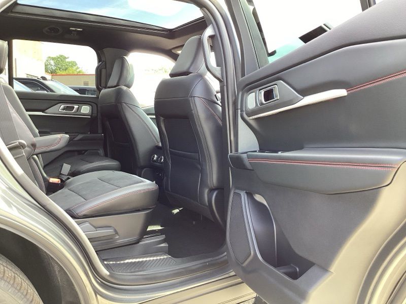New 2026 Ford Explorer SUV
