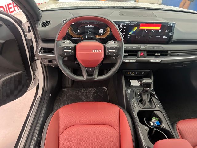 New 2026 Kia K4 Hatchback Hatchback