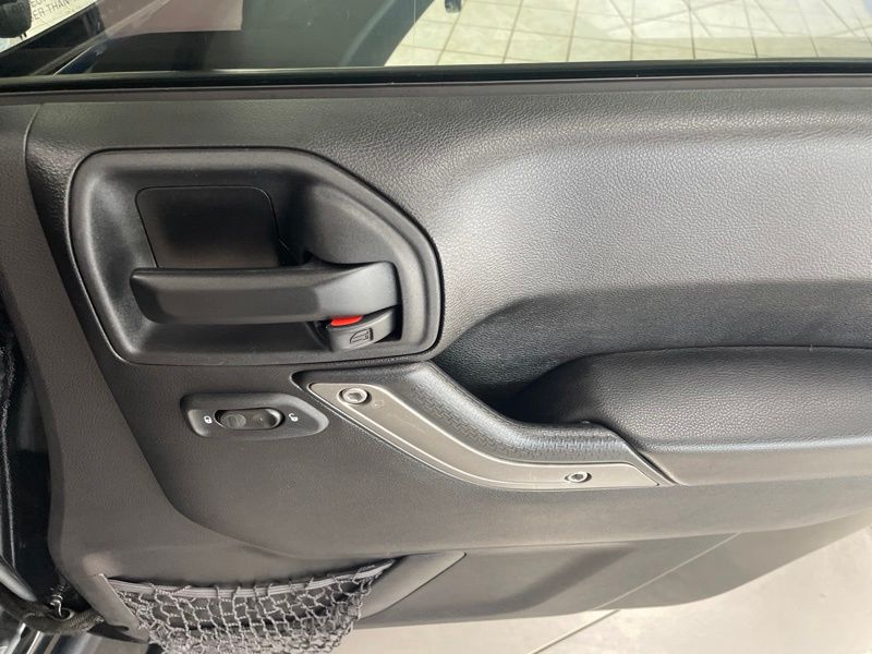 Used 2016 Jeep Wrangler SUV