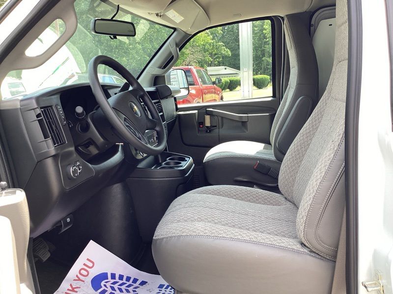 New 2026 Chevrolet Express 3500 Van
