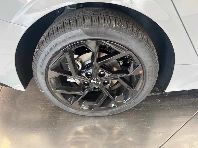 New 2026 Kia K5 Sedan