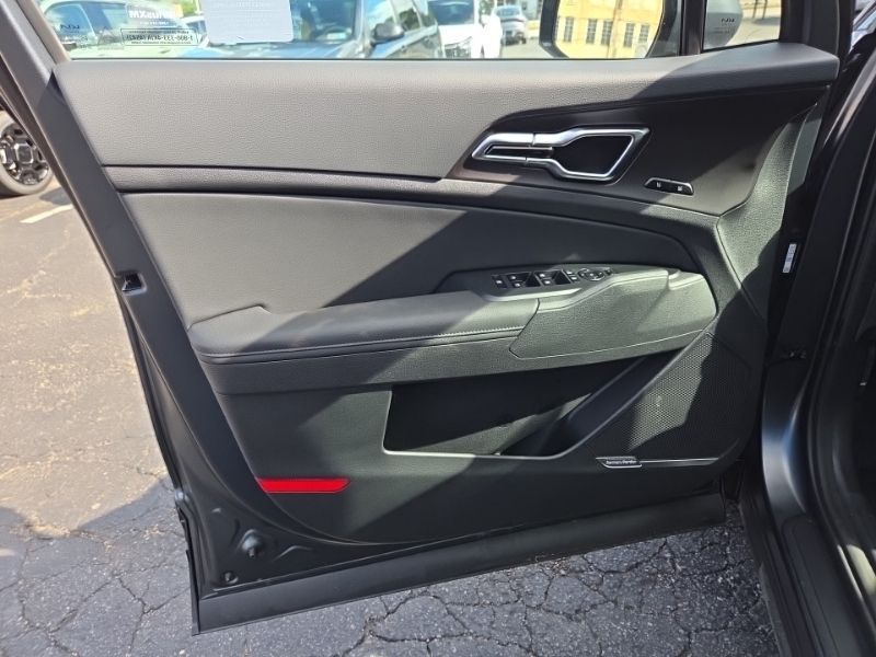 New 2026 Kia Sportage Hybrid SUV