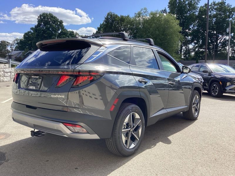 New 2026 Hyundai Tucson Hybrid SUV