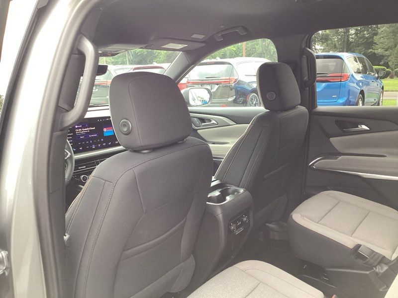 New 2027 Chevrolet Traverse SUV