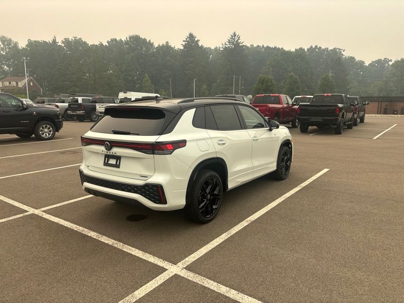New 2026 Volkswagen Tiguan SUV