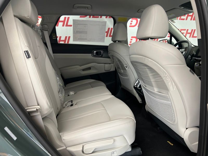New 2026 Kia Sorento Hybrid SUV