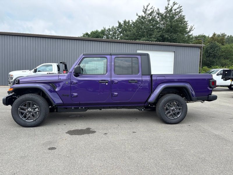 New 2026 Jeep Gladiator Truck