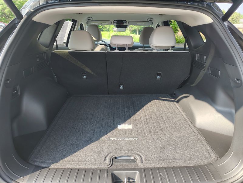 Used 2026 Hyundai Tucson Hybrid SUV