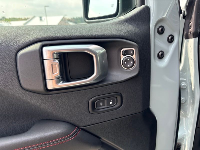 New 2026 Jeep Wrangler SUV