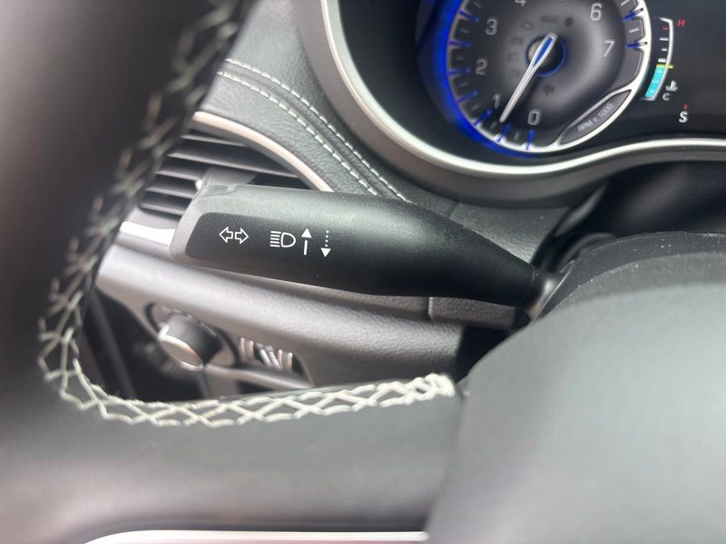 New 2027 Chrysler Pacifica Van